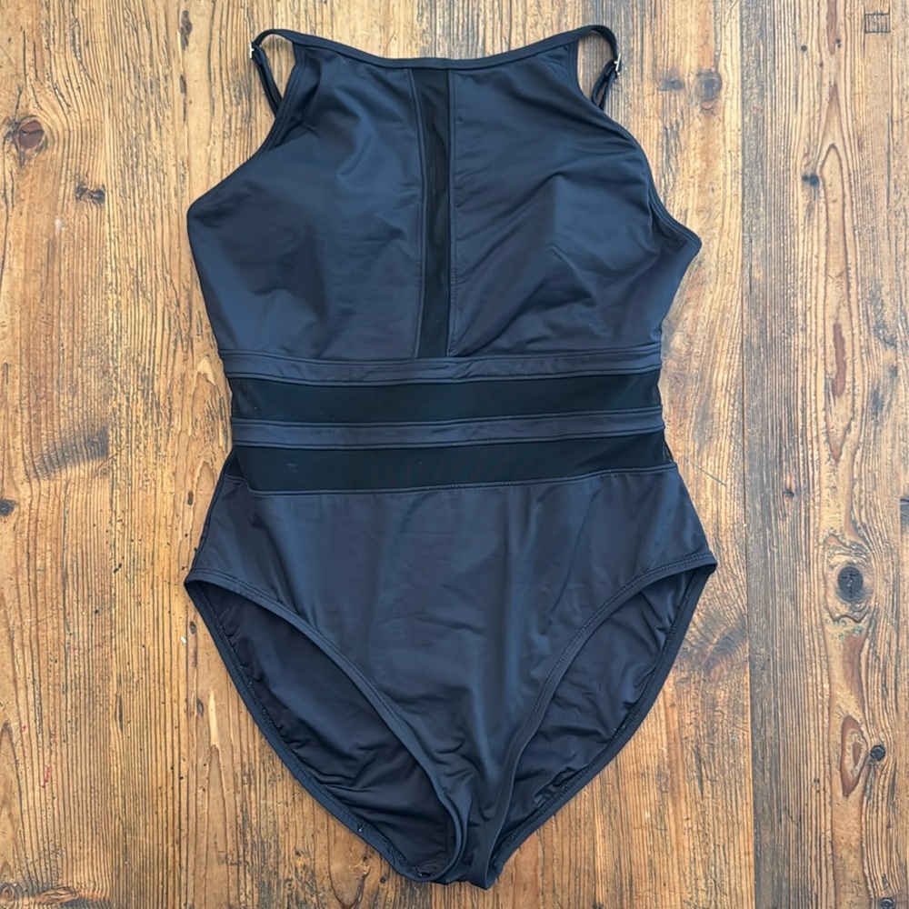 NWOT La Blanca Sheer Cut Out One Piece Swim Suit in Black